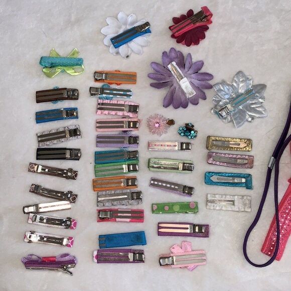 Lot of 40 barrettes many with Swarovski stones plus two headbands - Picture 10 of 12